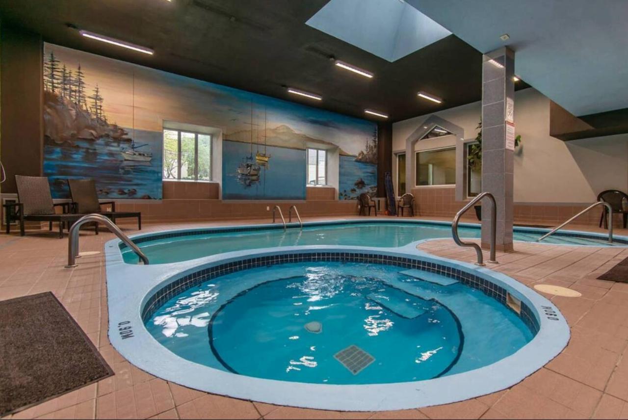 Magog Waterfront Condo Екстериор снимка