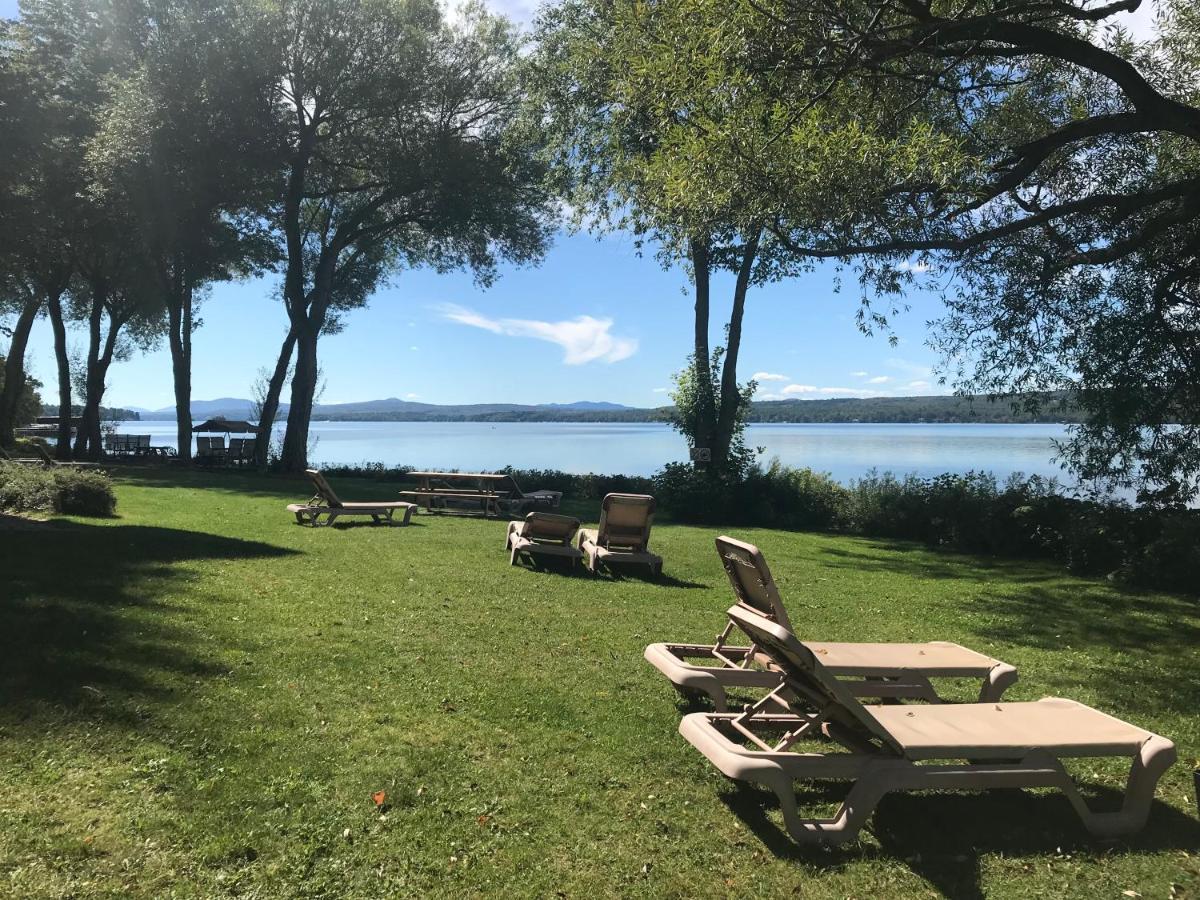 Magog Waterfront Condo Екстериор снимка
