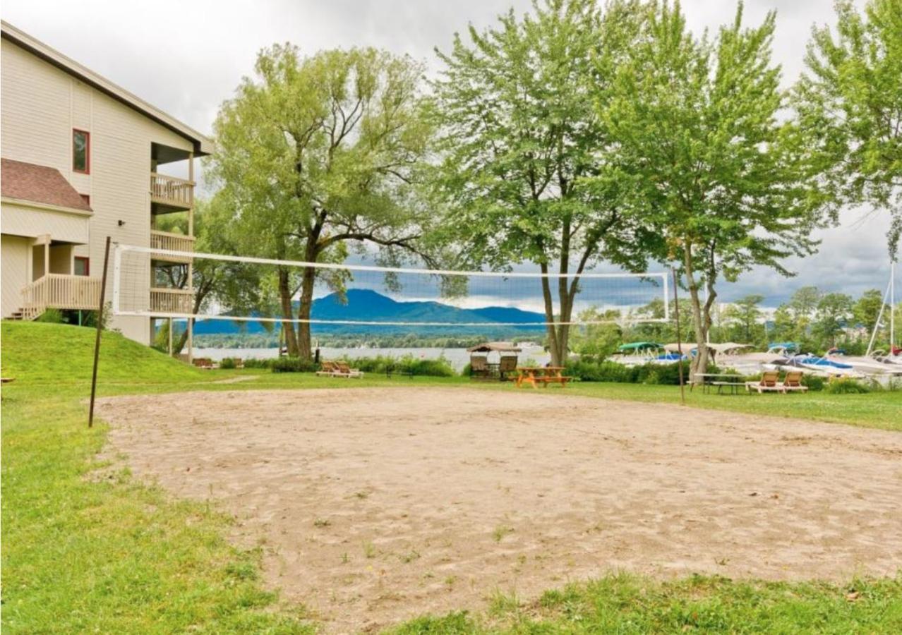 Magog Waterfront Condo Екстериор снимка